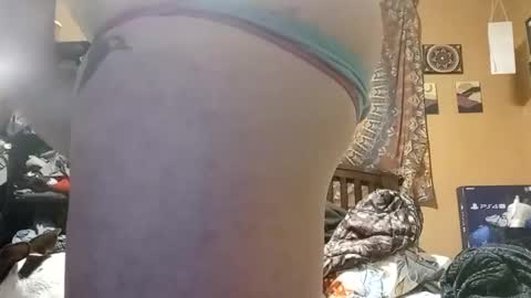 Snapshot of lovemymansstick chatting on February 4, 2025, 1:23 am lovemymansstick online show from February 4, 2025, 1:23 am