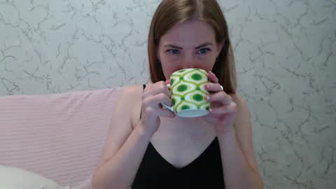 Mary Love online show from October 20, 2025, 3:34 pm