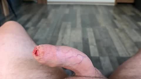 Snapshot of lovepusy87 chatting on January 15, 2026, 11:37 am lovepusy87 online show from January 15, 2026, 11:37 am