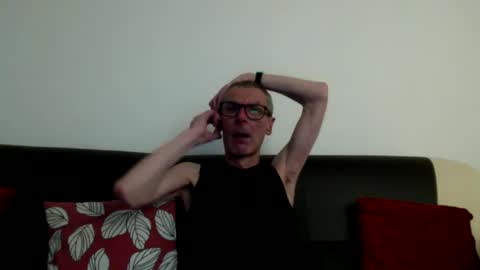 lovepvcearly50s online show from December 1, 2024, 7:47 pm