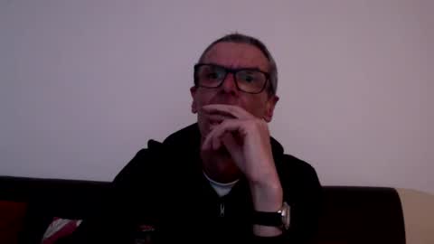 lovepvcearly50s online show from March 9, 2025, 5:06 pm