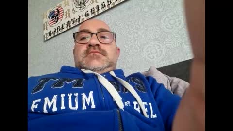 Snapshot of lover010983 chatting on January 15, 2025, 8:20 am lover010983 online show from January 15, 2025, 8:20 am