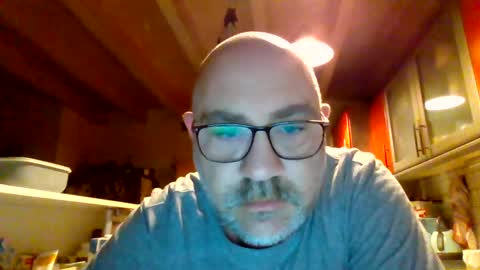 Snapshot of lover010983 chatting on February 23, 2025, 5:12 am lover010983 online show from February 23, 2025, 5:12 am