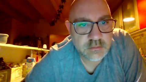 Snapshot of lover010983 chatting on February 28, 2025, 5:48 am lover010983 online show from February 28, 2025, 5:48 am