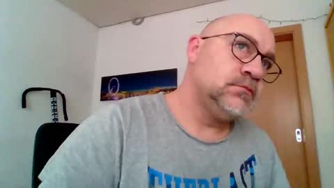 Snapshot of lover010983 chatting on March 12, 2025, 8:08 am lover010983 online show from March 12, 2025, 8:08 am