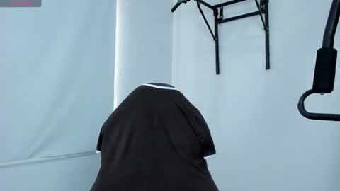 Snapshot of lover_fitnessboy chatting on December 5, 2024, 1:28 pm kevin online show from December 5, 2024, 1:28 pm