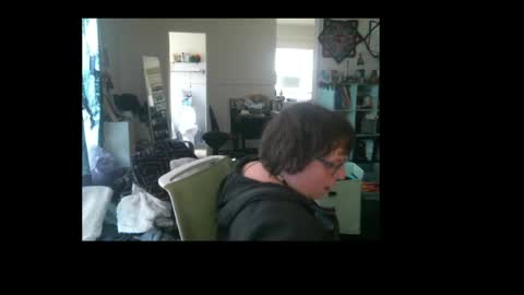 loverbee2727 online show from June 6, 2026, 8:13 pm