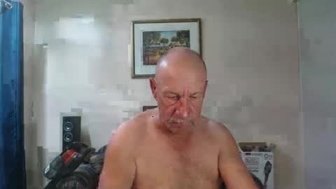 Snapshot of lovesblackazz chatting on January 26, 2025, 11:39 pm Lovesblackazz online show from January 26, 2025, 11:39 pm