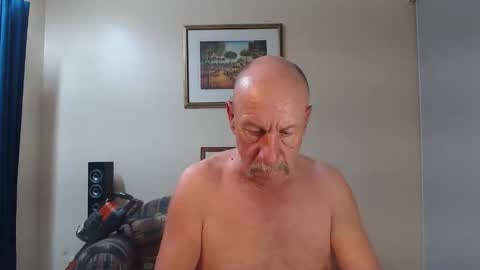 Snapshot of lovesblackazz chatting on February 3, 2026, 11:37 am Lovesblackazz online show from February 3, 2026, 11:37 am