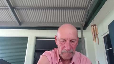 Snapshot of lovesblackazz chatting on February 4, 2026, 12:05 am Lovesblackazz online show from February 4, 2026, 12:05 am