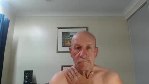 Lovesblackazz online show from May 5, 2026, 11:18 am