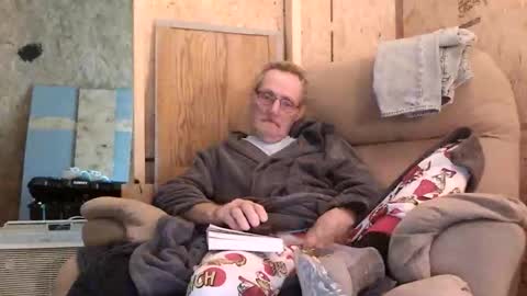 Snapshot of lovesex6565 chatting on November 10, 2025, 12:59 pm just here to have fun and cum online show from November 10, 2025, 12:59 pm