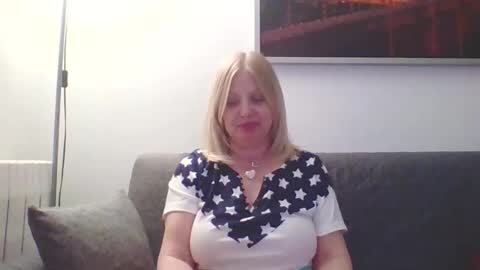 Marlyn online show from January 27, 2025, 10:16 pm