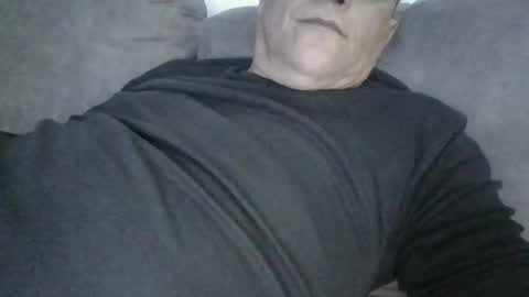 lovetightass online show from February 27, 2026, 6:52 pm