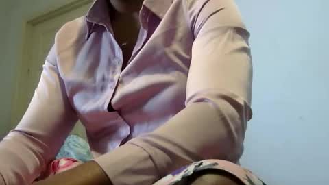 Snapshot of lovetoslave chatting on November 26, 2025, 10:49 am lovetoslave online show from November 26, 2025, 10:49 am