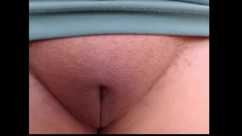 Snapshot of loveuniverse8 chatting on November 24, 2025, 2:39 pm cutelucy 3 online show from November 24, 2025, 2:39 pm