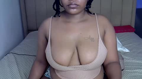 loveydivah online show from September 15, 2025, 9:53 am