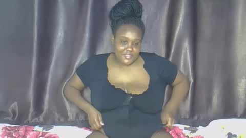 loveytiana online show from November 19, 2025, 6:52 pm