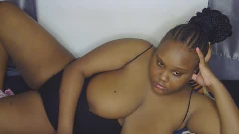 Snapshot of loveytiana chatting on April 18, 2026, 6:06 am loveytiana online show from April 18, 2026, 6:06 am