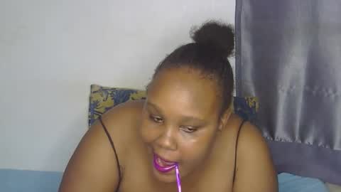 Snapshot of loveytiana chatting on May 14, 2026, 8:32 am loveytiana online show from May 14, 2026, 8:32 am