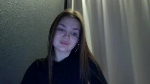 Snapshot of loviesimone chatting on November 17, 2025, 9:09 pm loviesimone online show from November 17, 2025, 9:09 pm