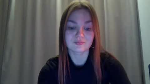 Snapshot of loviesimone chatting on January 12, 2026, 5:40 pm loviesimone online show from January 12, 2026, 5:40 pm