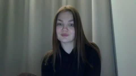 Snapshot of loviesimone chatting on February 2, 2026, 8:51 pm loviesimone online show from February 2, 2026, 8:51 pm