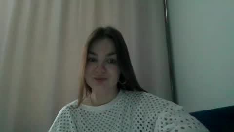Snapshot of loviesimone chatting on February 12, 2026, 9:59 am loviesimone online show from February 12, 2026, 9:59 am