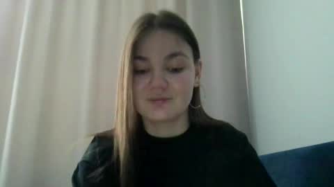 Snapshot of loviesimone chatting on February 27, 2026, 8:58 am loviesimone online show from February 27, 2026, 8:58 am
