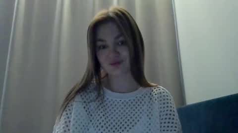 Snapshot of loviesimone chatting on March 2, 2026, 10:44 am loviesimone online show from March 2, 2026, 10:44 am