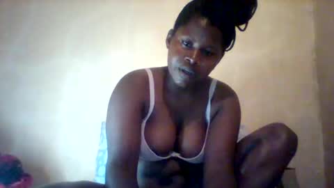 Snapshot of loviett chatting on May 2, 2026, 1:38 pm loviett online show from May 2, 2026, 1:38 pm
