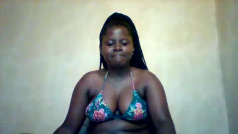 Snapshot of loviett chatting on May 19, 2026, 3:51 pm loviett online show from May 19, 2026, 3:51 pm