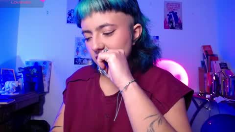 loving_alma online show from November 27, 2025, 1:51 am