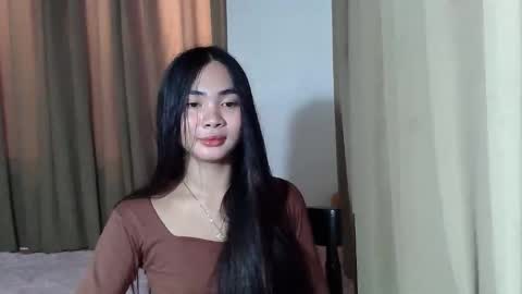 Snapshot of loving_rhean chatting on October 23, 2025, 4:12 am loving_rhean online show from October 23, 2025, 4:12 am