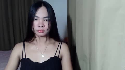 Snapshot of loving_rhean chatting on October 30, 2025, 10:16 am loving_rhean online show from October 30, 2025, 10:16 am