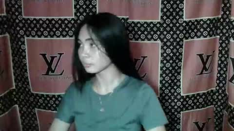 Snapshot of loving_rhean chatting on November 16, 2025, 10:10 am loving_rhean online show from November 16, 2025, 10:10 am