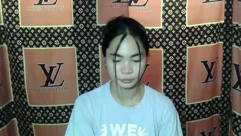 Snapshot of loving_rhean chatting on November 20, 2025, 3:18 am loving_rhean online show from November 20, 2025, 3:18 am