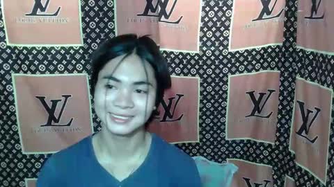 Snapshot of loving_rhean chatting on November 21, 2025, 1:48 am loving_rhean online show from November 21, 2025, 1:48 am