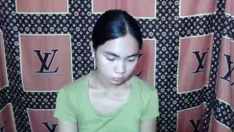 Snapshot of loving_rhean chatting on November 27, 2025, 10:56 pm loving_rhean online show from November 27, 2025, 10:56 pm