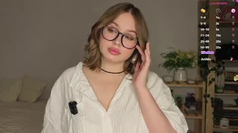 Eva online show from May 3, 2026, 5:52 pm