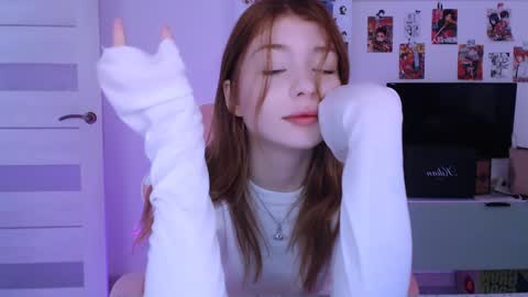 Loly online show from December 8, 2024, 2:18 am