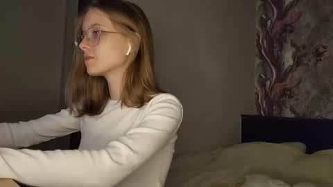 Karmell online show from March 5, 2025, 3:51 pm