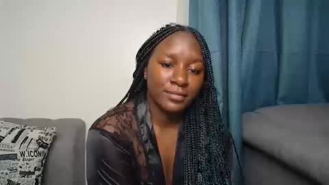 loyalcutie online show from October 30, 2025, 4:14 am