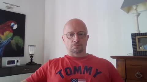 Espigle online show from March 23, 2026, 8:18 am