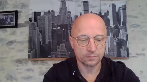 Espigle online show from April 27, 2026, 6:11 am