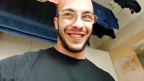 Lshot D online show from March 7, 2025, 11:07 am