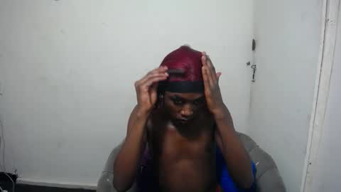 Snapshot of lsnnickykhanyile chatting on February 9, 2026, 9:35 am lsnnickykhanyile online show from February 9, 2026, 9:35 am