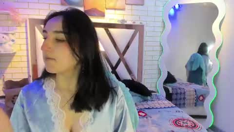 LUA online show from July 5, 2026, 3:34 am