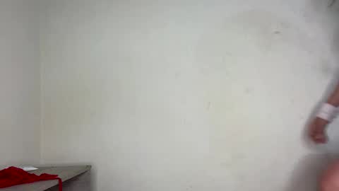 Snapshot of luana363 chatting on December 5, 2024, 3:37 am luana363 online show from December 5, 2024, 3:37 am