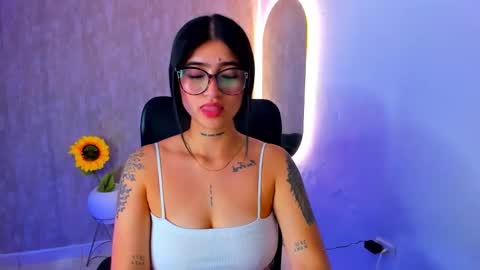 Luana online show from September 11, 2025, 12:05 pm